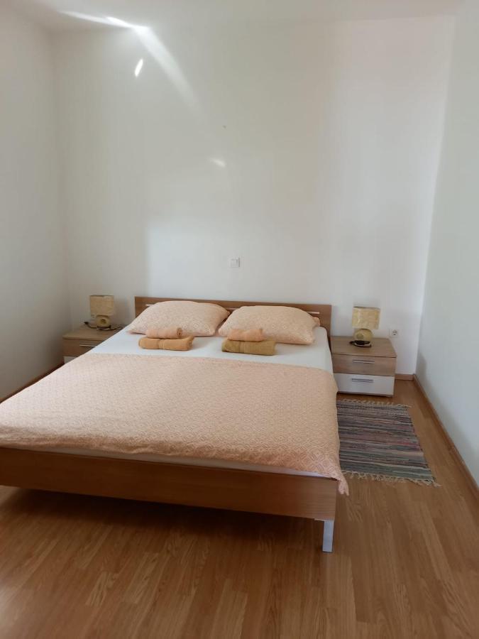 Apartmani Afrodita Crikvenica Exteriör bild